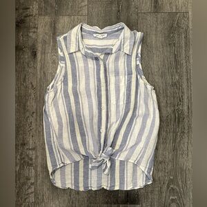 Beach Lunch Lounge Woman’s Sleeveless Blouse Top Shirt (??)